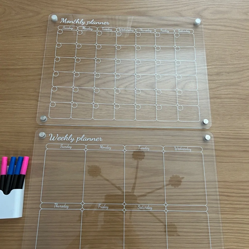 Monthly and weekly refrigerator calendar